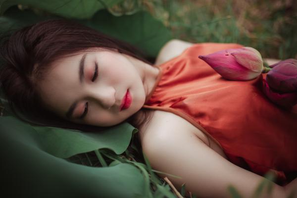 《结婚当天疯批大佬上门抢婚》小说章节列表免费试读 谢婉枝周砚辞小说阅读