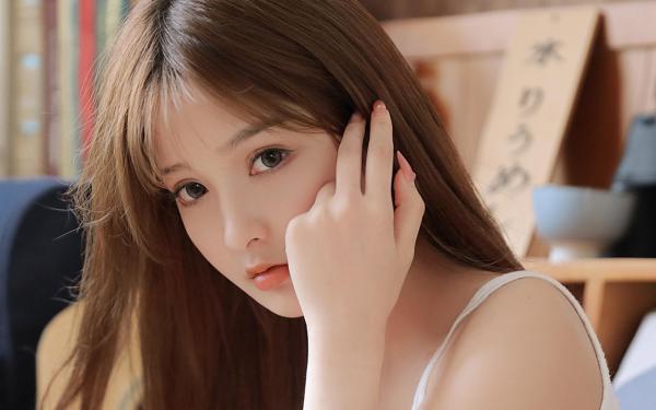 《薇安丁柳》小说章节免费阅读 化死人妆的我拒绝顶流后被戳烂手掌，顶流悔哭了小说阅读