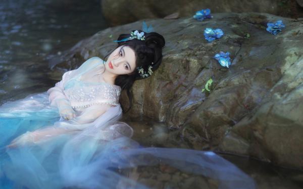 《纪颜靳妄》小说完结版精彩试读 为白月光不圆房,嫁他首长他急了小说全文