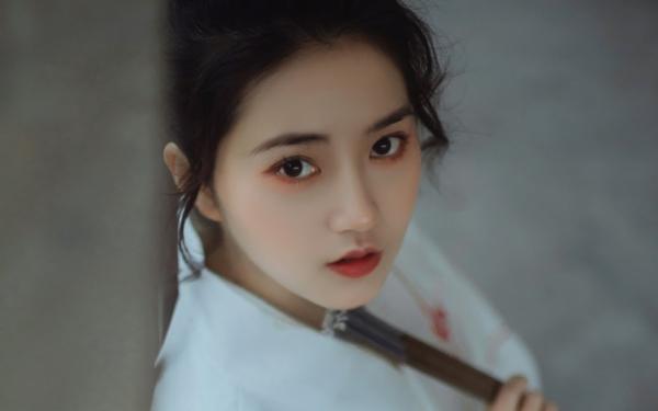 《离开侯府后，我靠弹幕活得恣意潇洒》沈霜羽宋知贤全文精彩阅读
