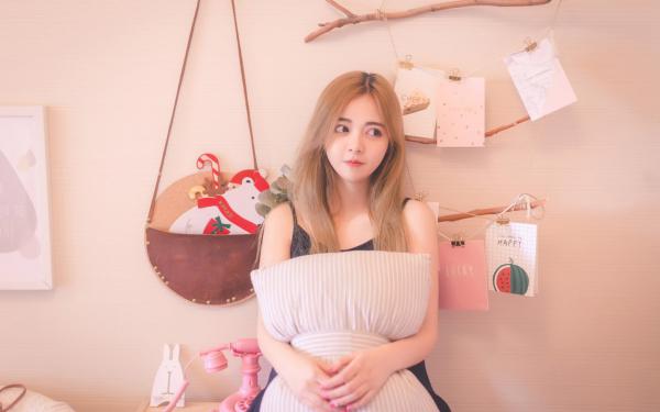 《侄媳妇变媳妇，年代大佬心慌了》已完结版全文章节阅读 江小辞陆耀祖陆舟山小说