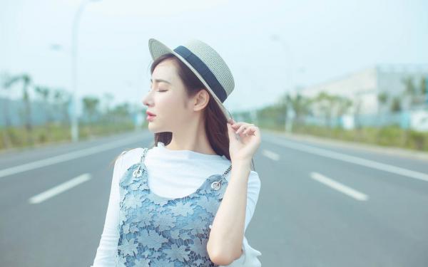 《她嫌我穷分手,我中奖三个亿》小说章节列表在线阅读 陈雪苏婷小说阅读