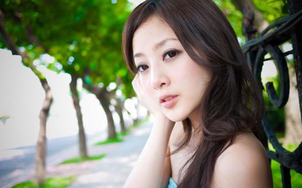 为吞没奖金老板发求助帖裁员姜然黄小秋小说精彩内容在线阅读
