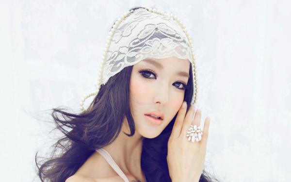 《林妩穿越穿成丫鬟五月世子世子妃》林妩宁司寒章节精彩试读