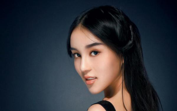 《转生血蚊，高冷校花被吸哭了》小说全文免费试读 林海邱采薇小说阅读